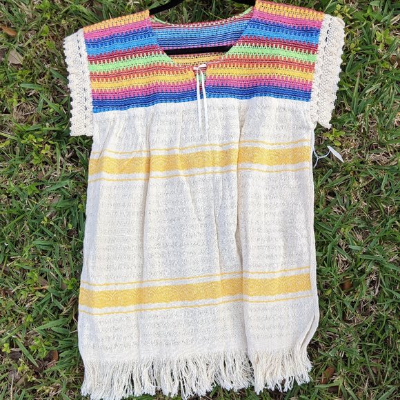 Indigenous blouse - Picture 3 of 3